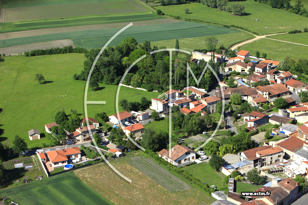 Photo arienne de Moissat (Moissat-Bas)