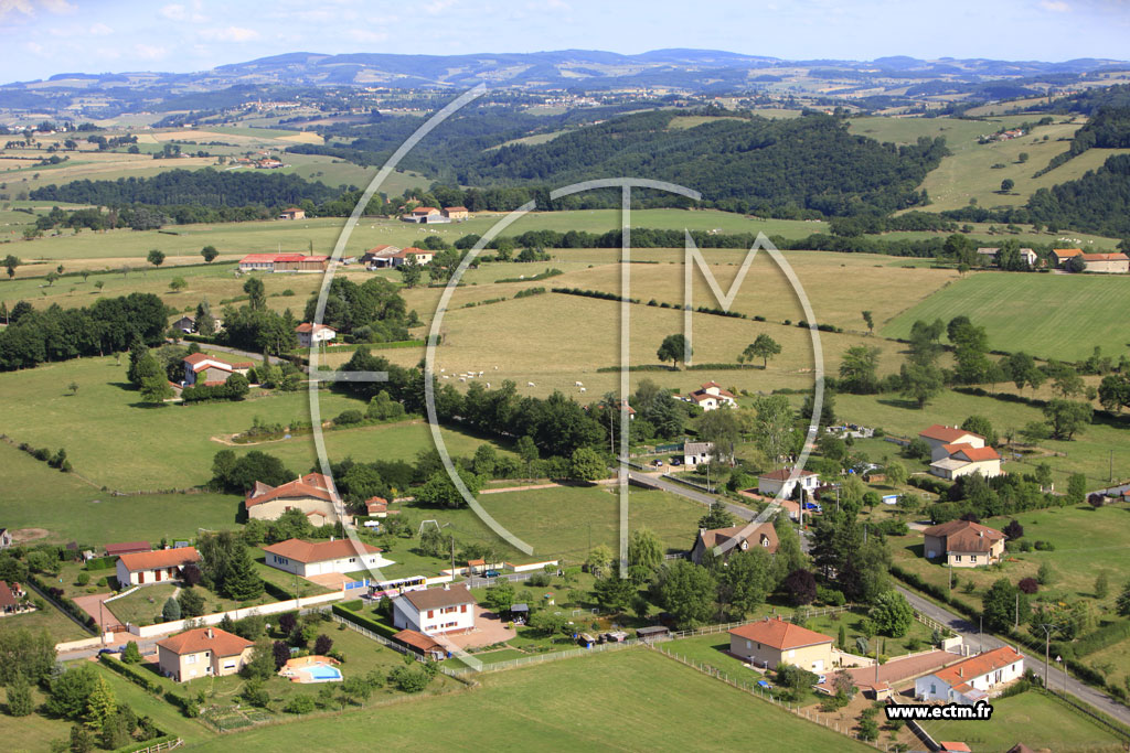 Photo arienne de Notre-Dame-de-Boisset (Le Marvallin)