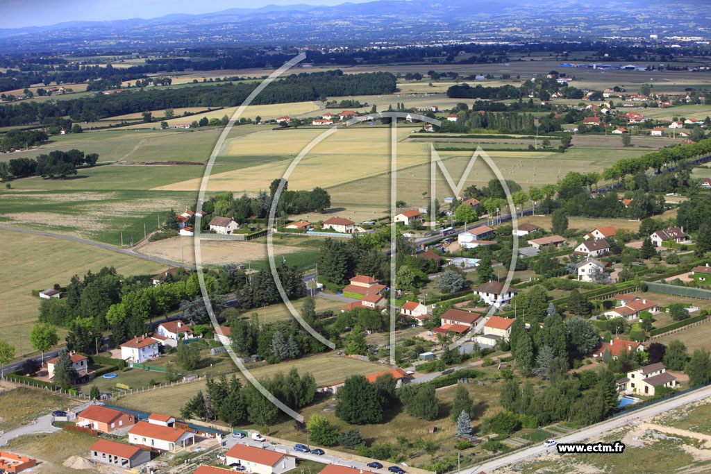 Photo arienne de Pouilly-les-Nonains
