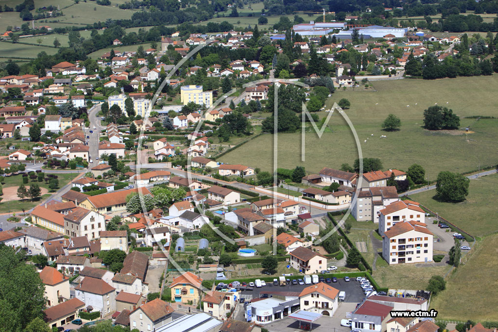Photo arienne de Pouilly-sous-Charlieu