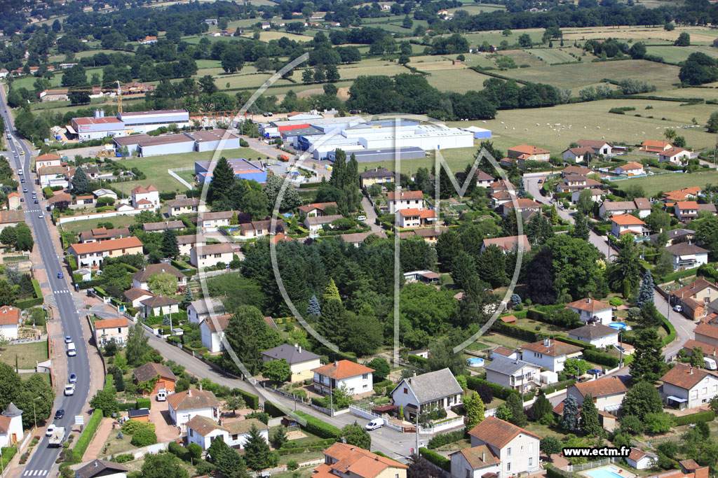Photo arienne de Pouilly-sous-Charlieu