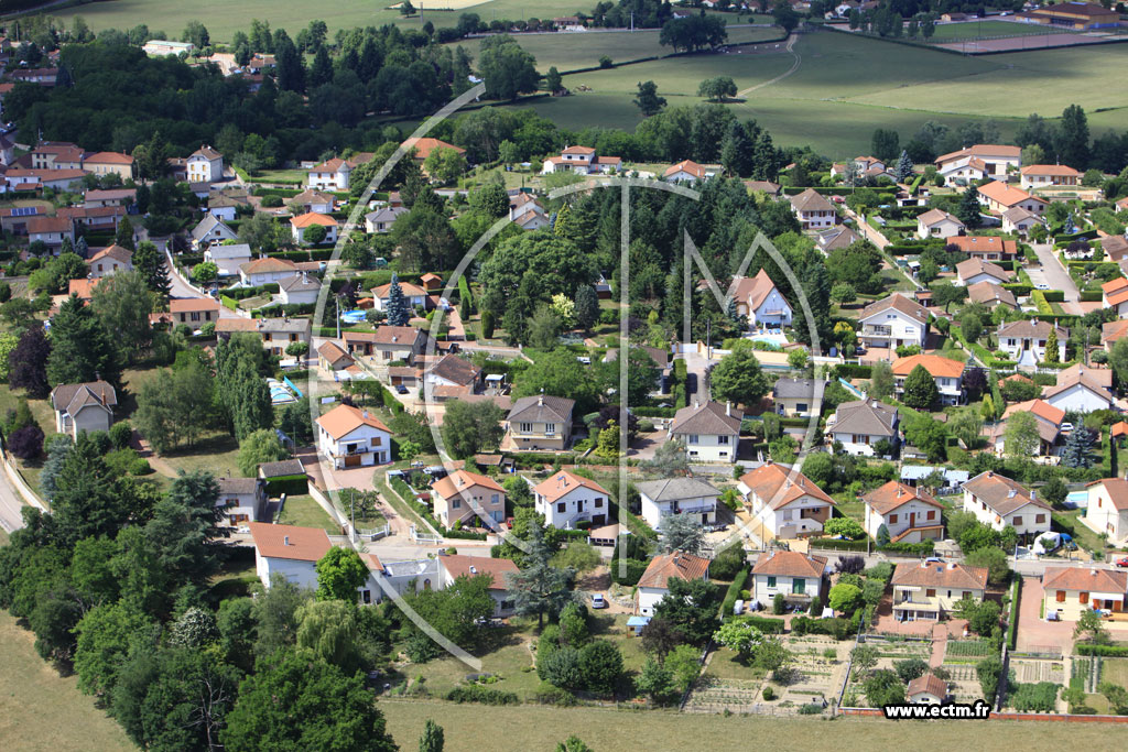 Photo arienne de Pouilly-sous-Charlieu