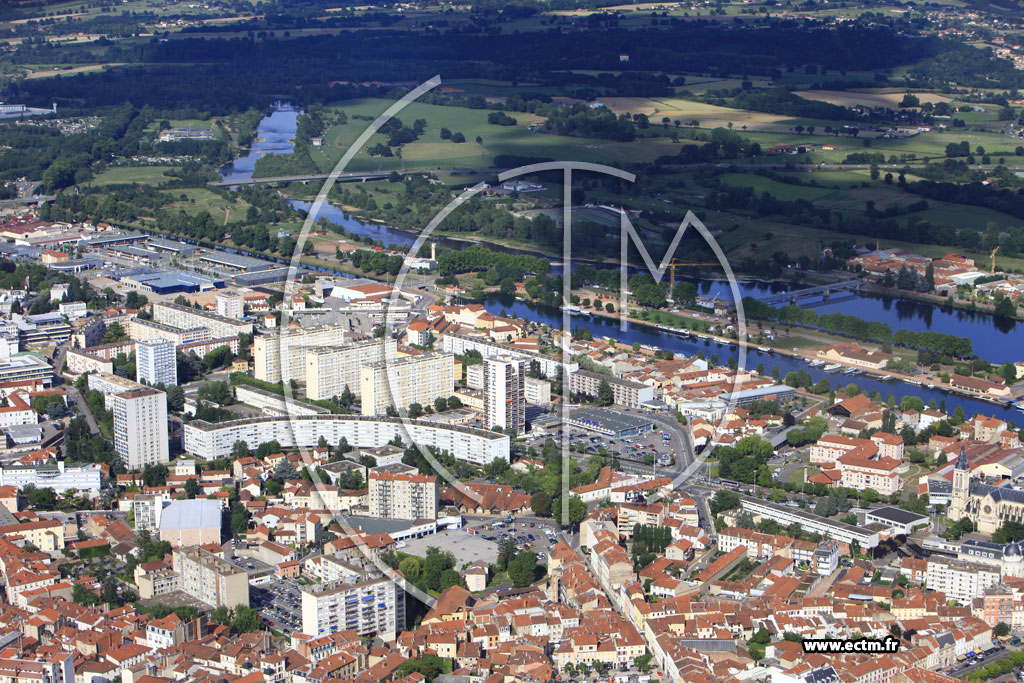 Photo arienne de Roanne (Quartier Bords de Loire)