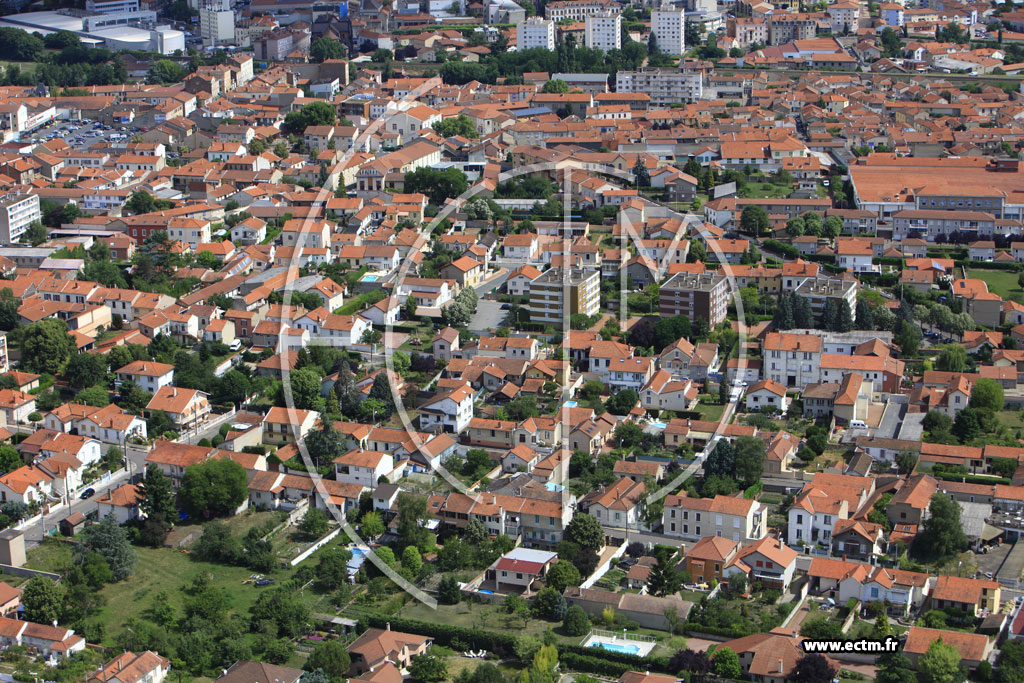 Photo arienne de Roanne (Quartier de Clermont)