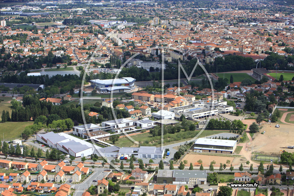 Photo arienne de Roanne (Quartier de Clermont)