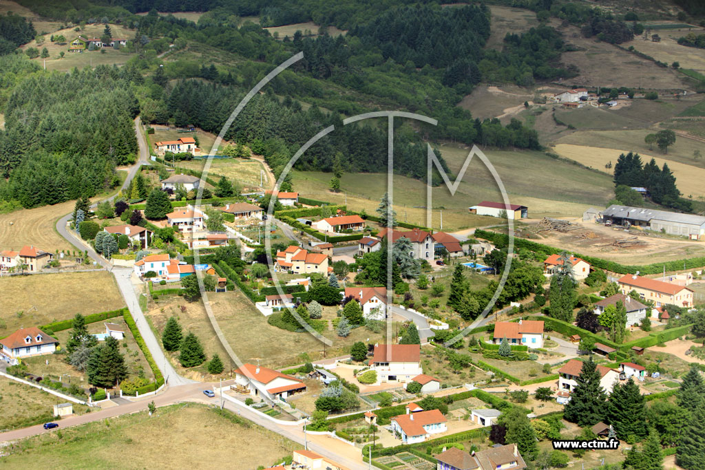 Photo arienne de Saint-Alban-les-Eaux