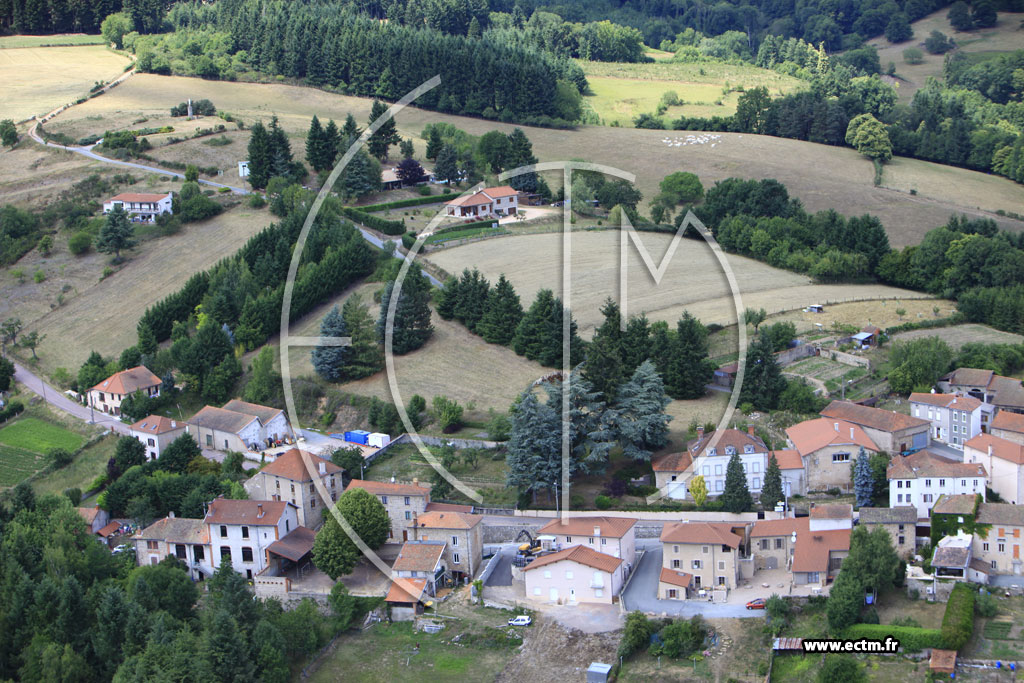 Photo arienne de Saint-Bonnet-des-Quarts