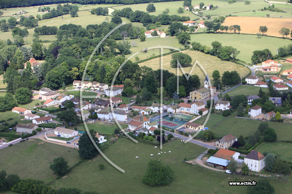 Photo arienne de Saint-Hilaire-sous-Charlieu