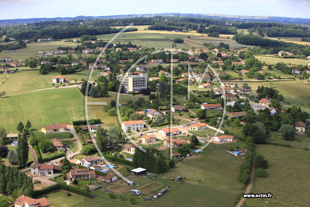 Photo arienne de Saint-Nizier-sous-Charlieu