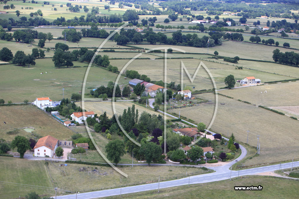 Photo arienne de Saint-Romain-la-Motte