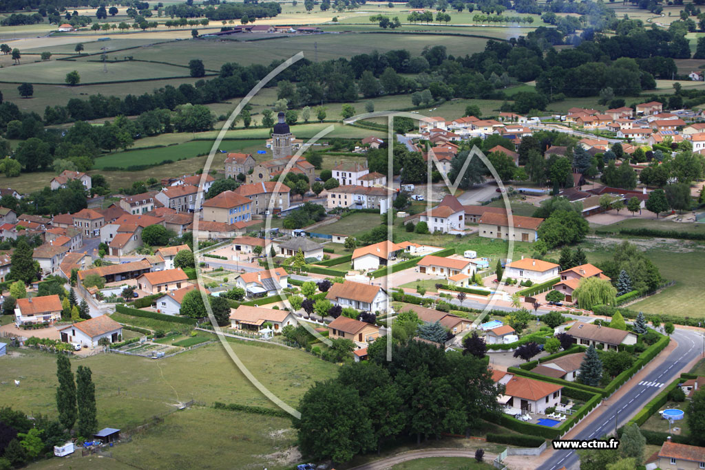 Photo arienne de Saint-Romain-la-Motte