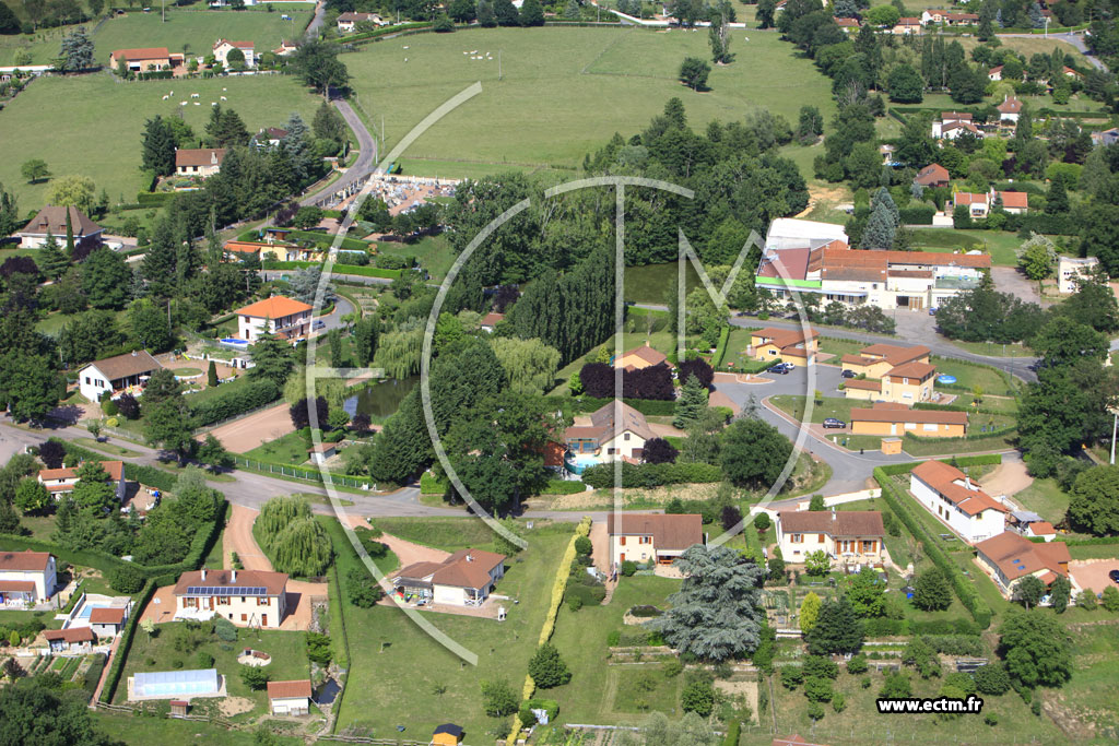 Photo arienne de Saint-Vincent-de-Boisset