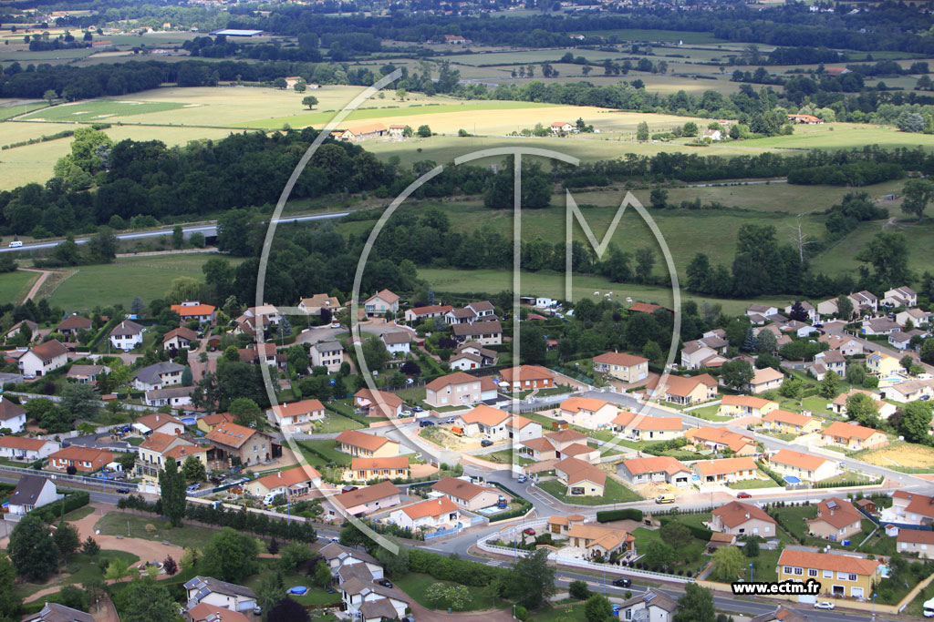 Photo arienne de Villerest (Le Mayollet)