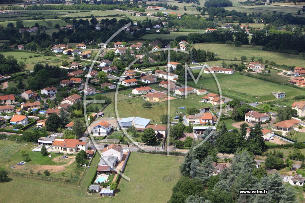 Photo arienne de Villerest (Les Hauts de la Mirandole)