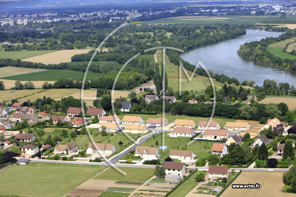 Photo arienne de Chtenoy-en-Bresse