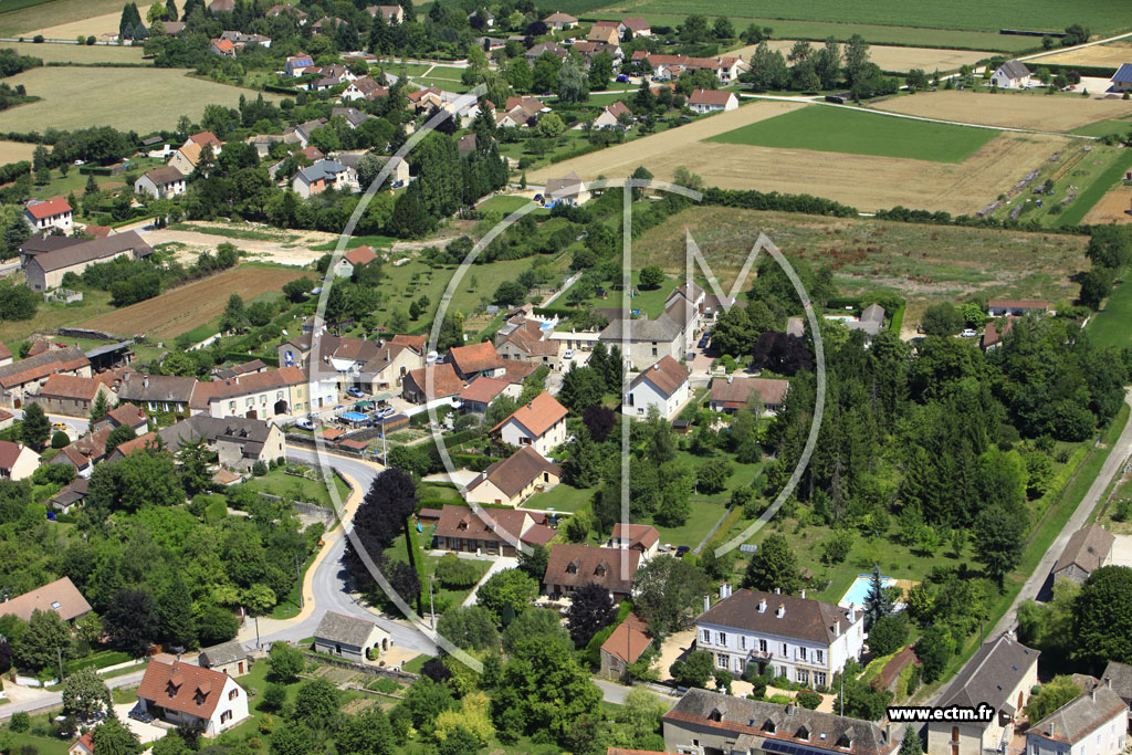 Photo arienne de Fontaines