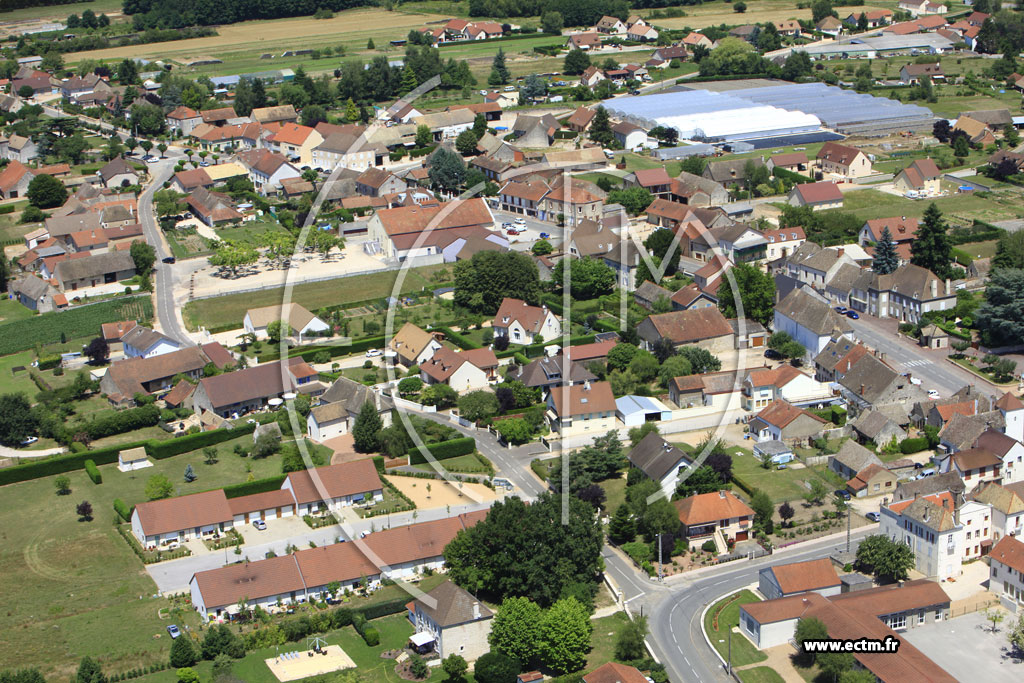 Photo arienne de Ouroux-sur-Sane