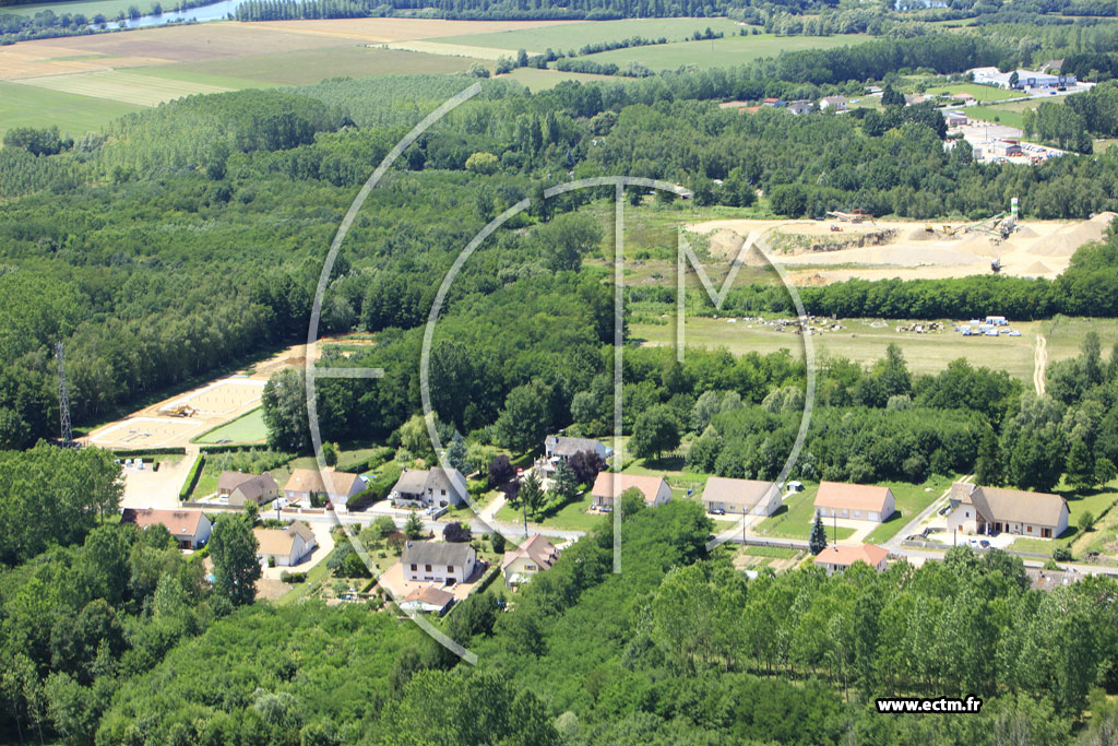 Photo arienne de Ouroux-sur-Sane (Colombey)