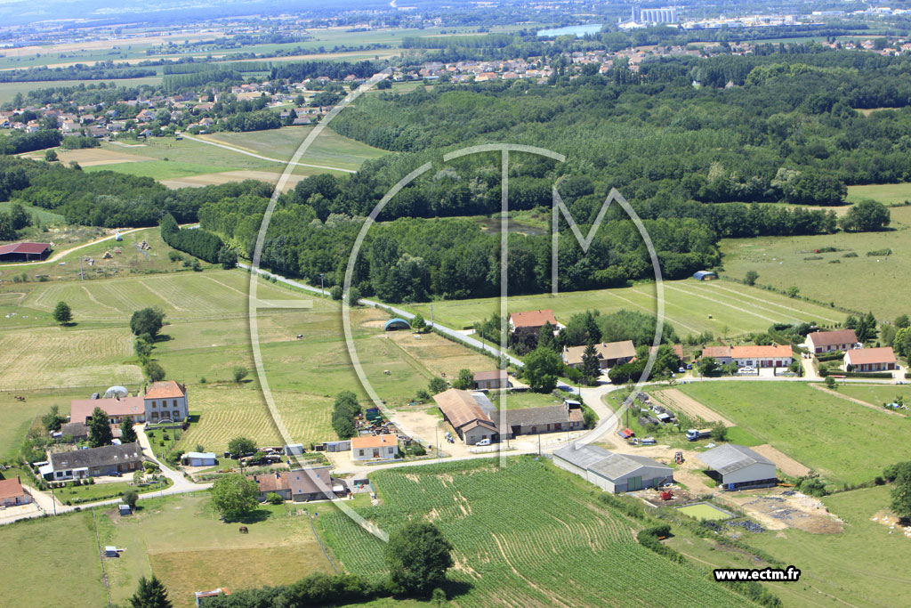 Photo arienne de Ouroux-sur-Sane (Colombey)