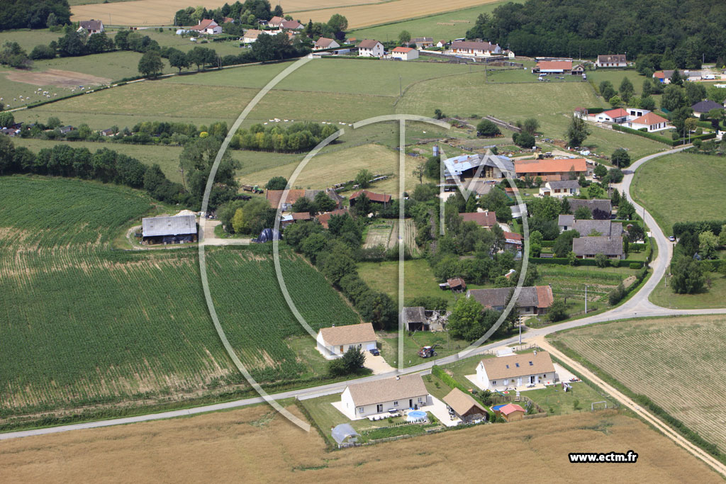 Photo arienne de Saint-Christophe-en-Bresse (Grand Servigny)