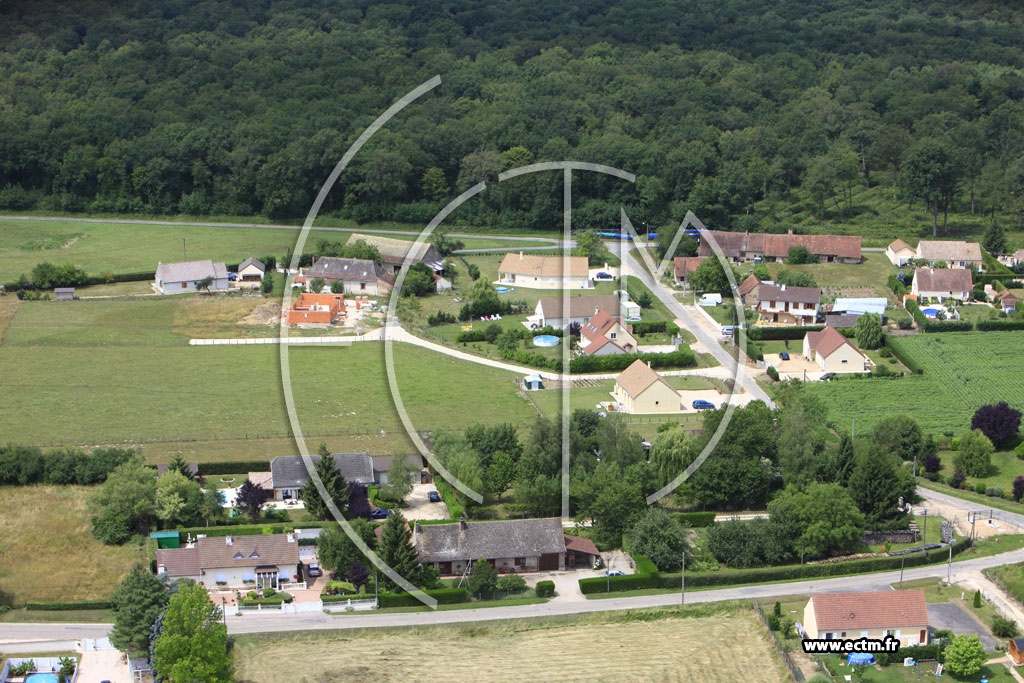 Photo arienne de Saint-Christophe-en-Bresse (Grand Servigny)