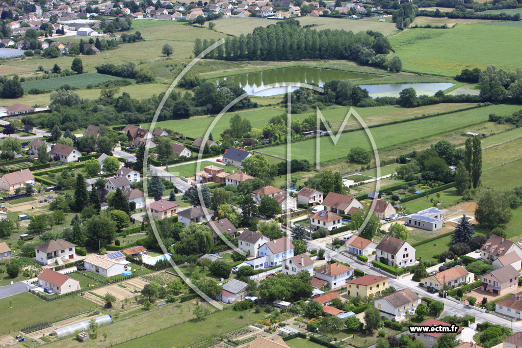 Photo arienne de Saint-Marcel