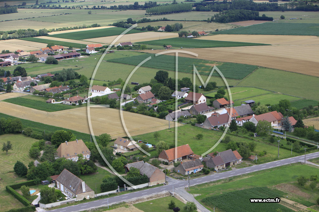 Photo arienne de Saint-Maurice-en-Rivire