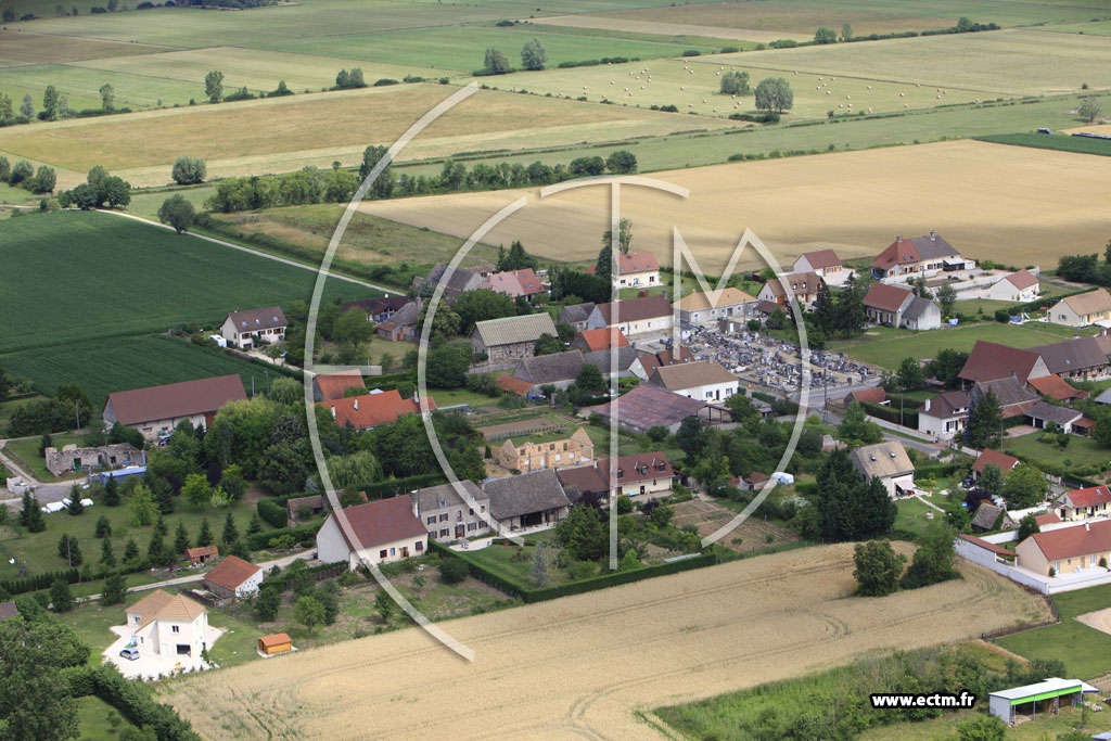 Photo arienne de Saint-Maurice-en-Rivire