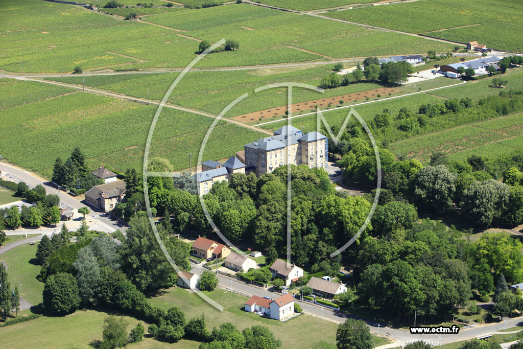 Photo arienne de Santenay (Le Haut Santenay)