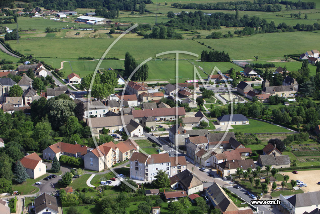 Photo arienne de Varennes-le-Grand
