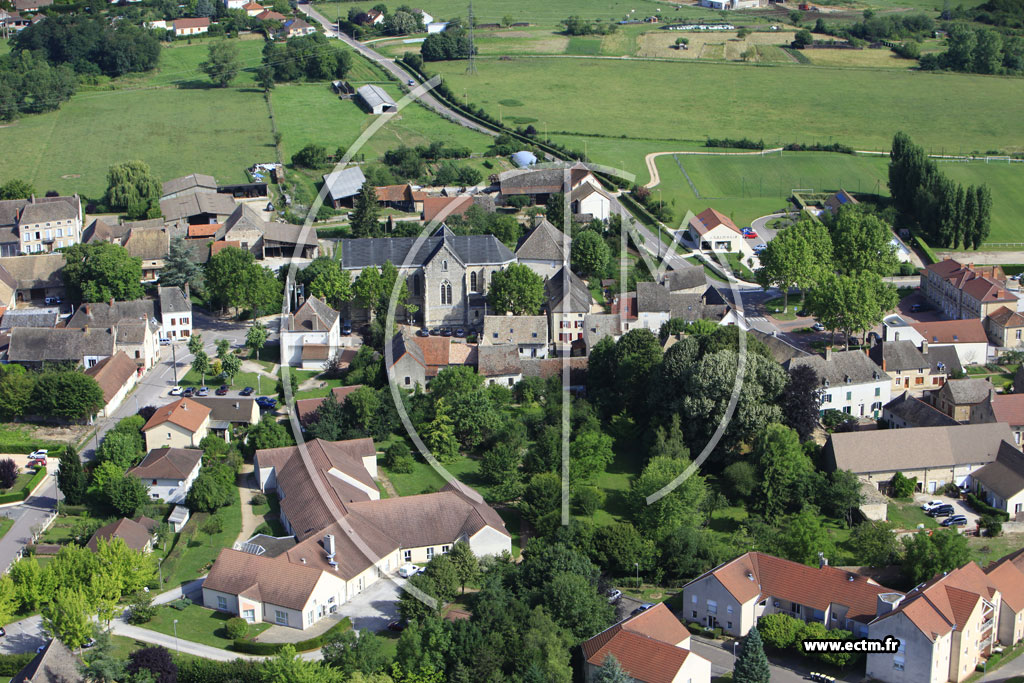 Photo arienne de Varennes-le-Grand
