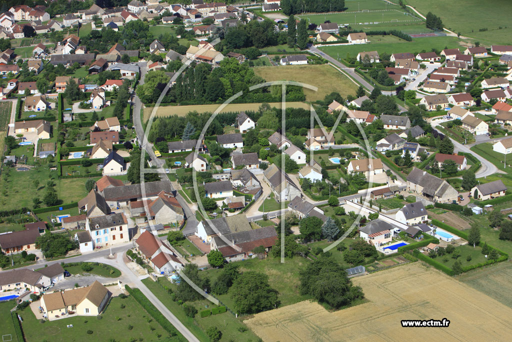 Photo arienne de Varennes-le-Grand