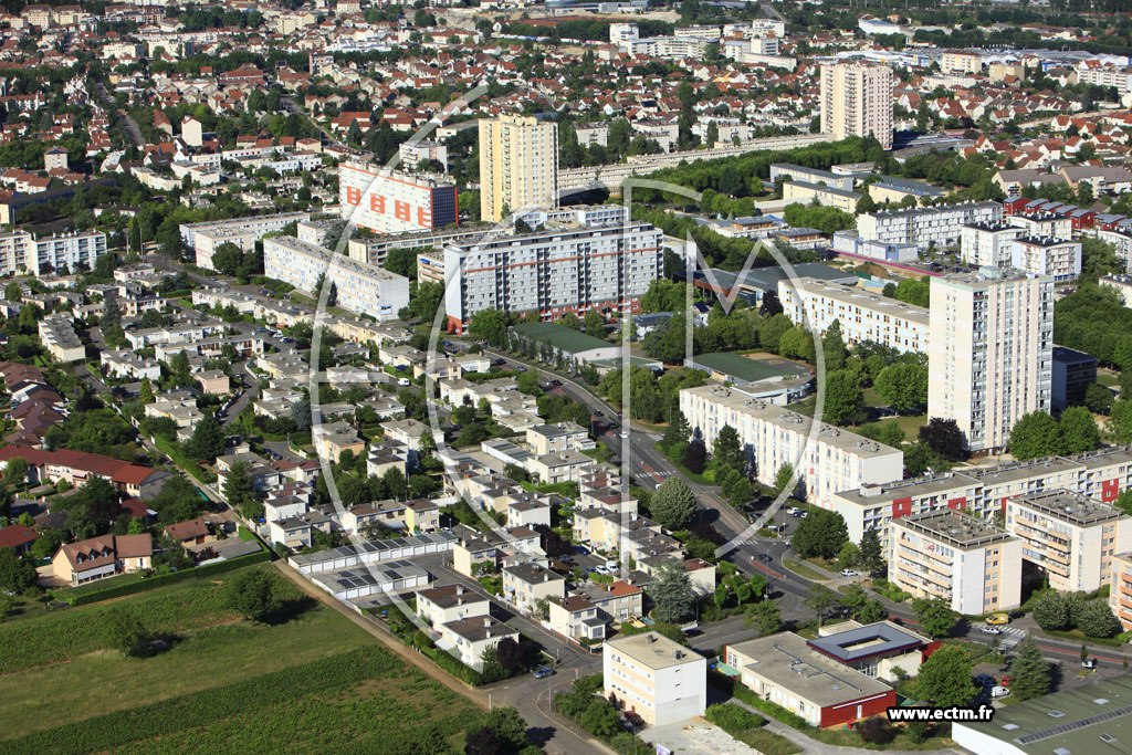 Photo arienne de Chenve (Les Valendons)