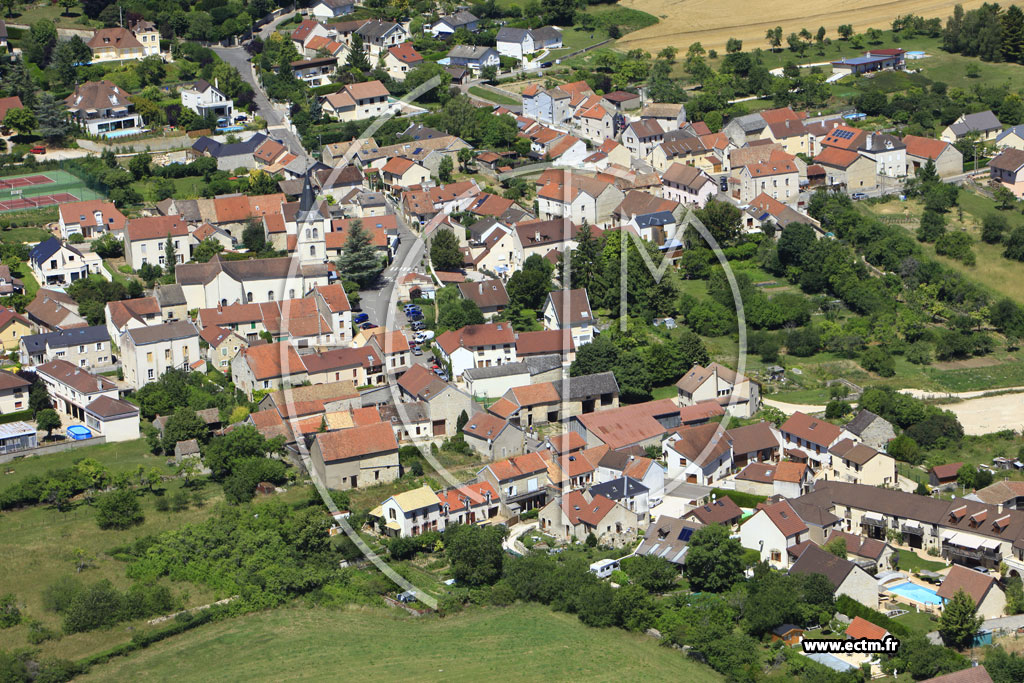 Photo arienne de Corcelles-les-Monts
