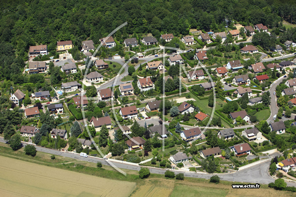 Photo arienne de Corcelles-les-Monts