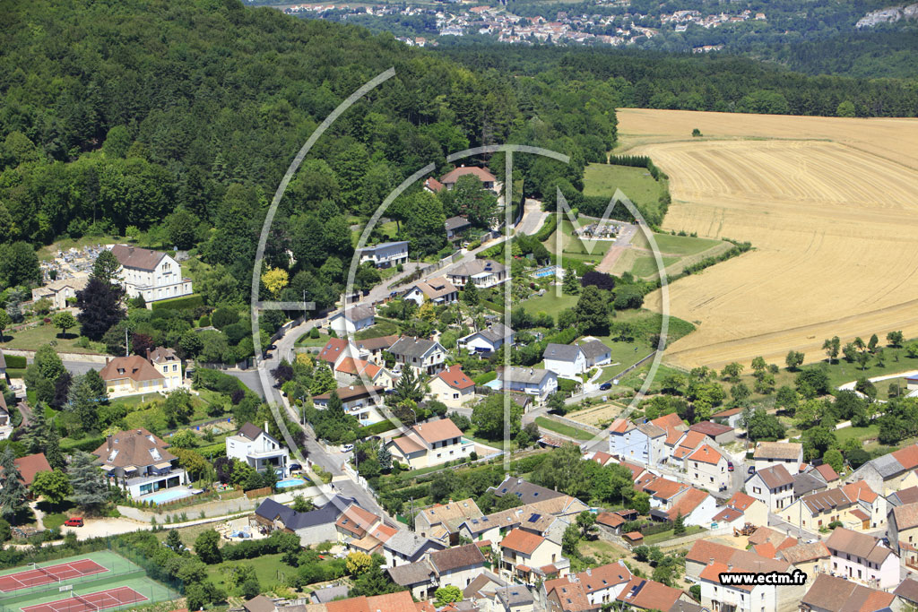 Photo arienne de Corcelles-les-Monts