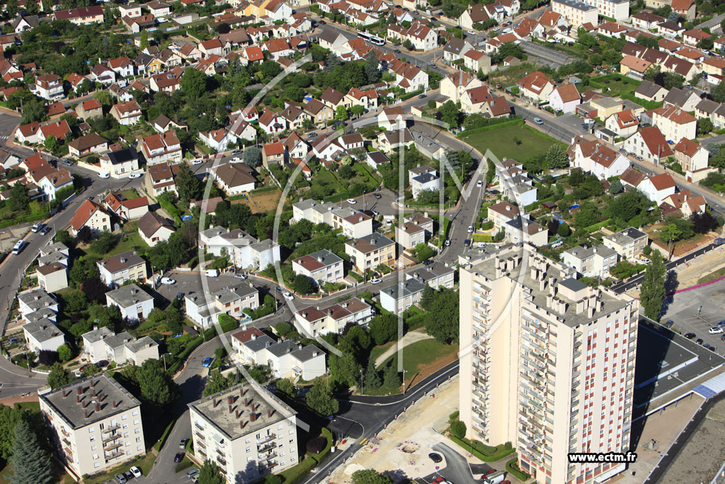 Photo arienne de Dijon (Bourroches)