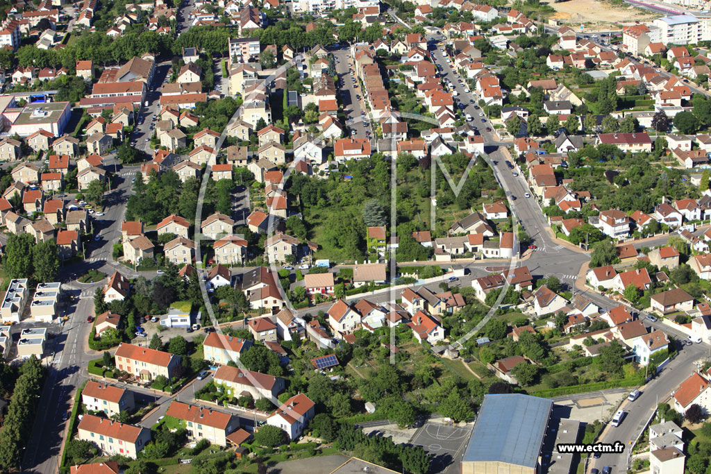 Photo arienne de Dijon (Bourroches)