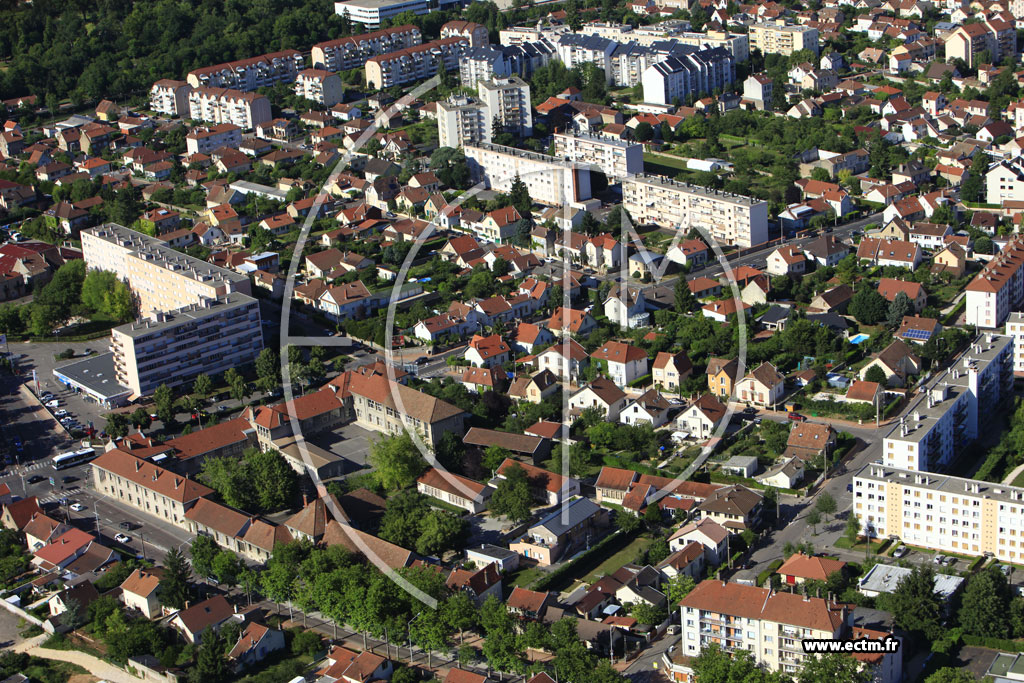 Photo arienne de Dijon (Bourroches)