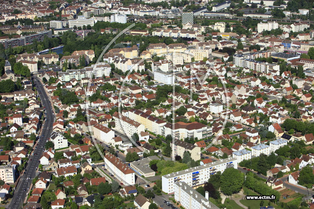 Photo arienne de Dijon (Bourroches)