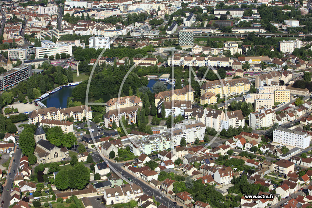 Photo arienne de Dijon (Bourroches)