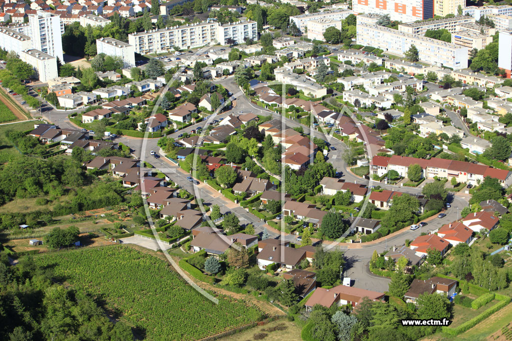 Photo arienne de Dijon (Bourroches)