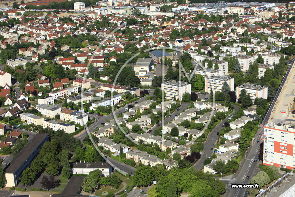 Photo arienne de Dijon (Bourroches)