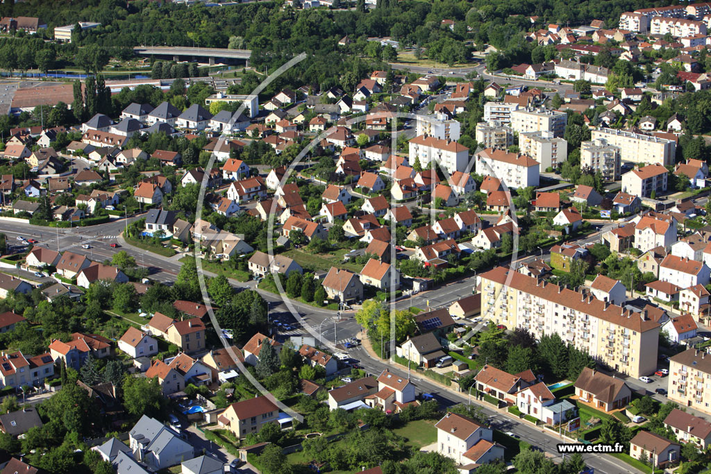 Photo arienne de Dijon (Bourroches)