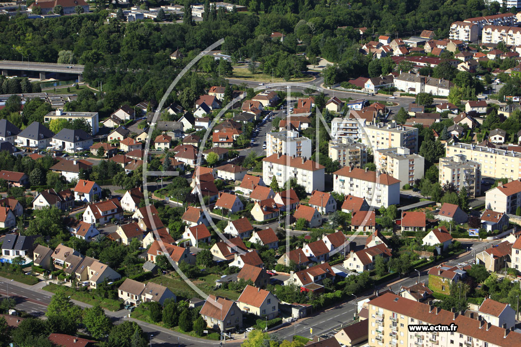 Photo arienne de Dijon (Bourroches)