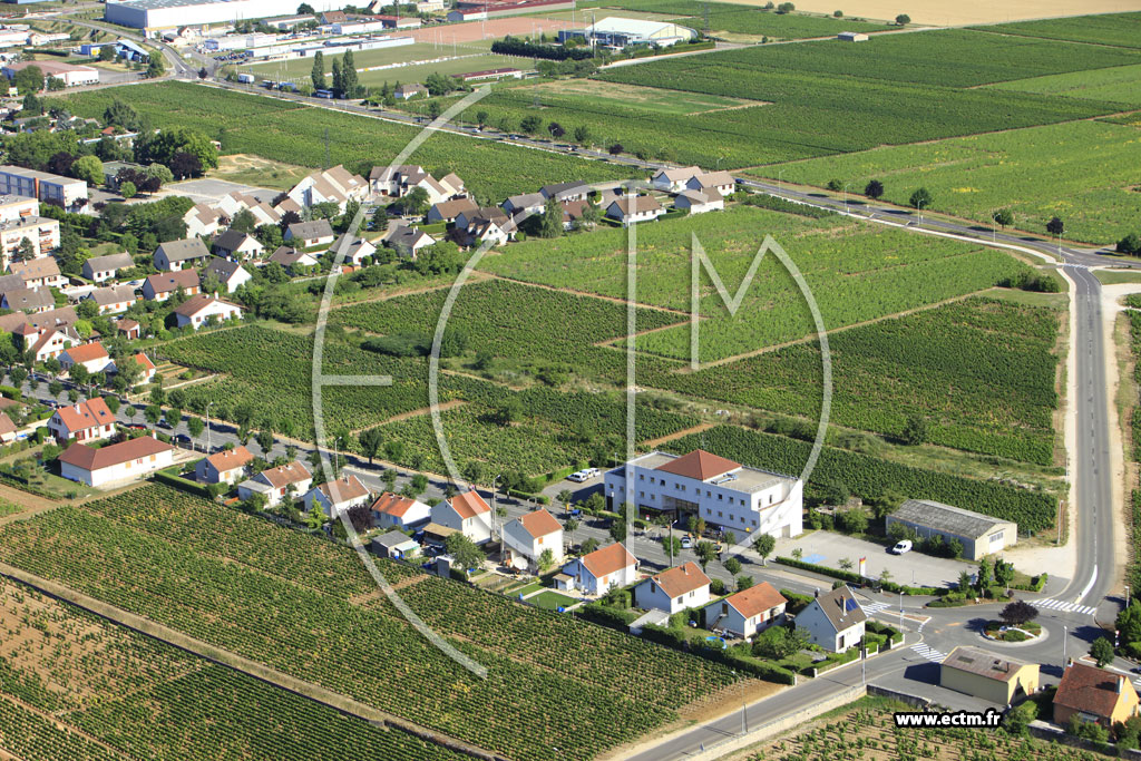 Photo arienne de Gevrey-Chambertin (La Justice)