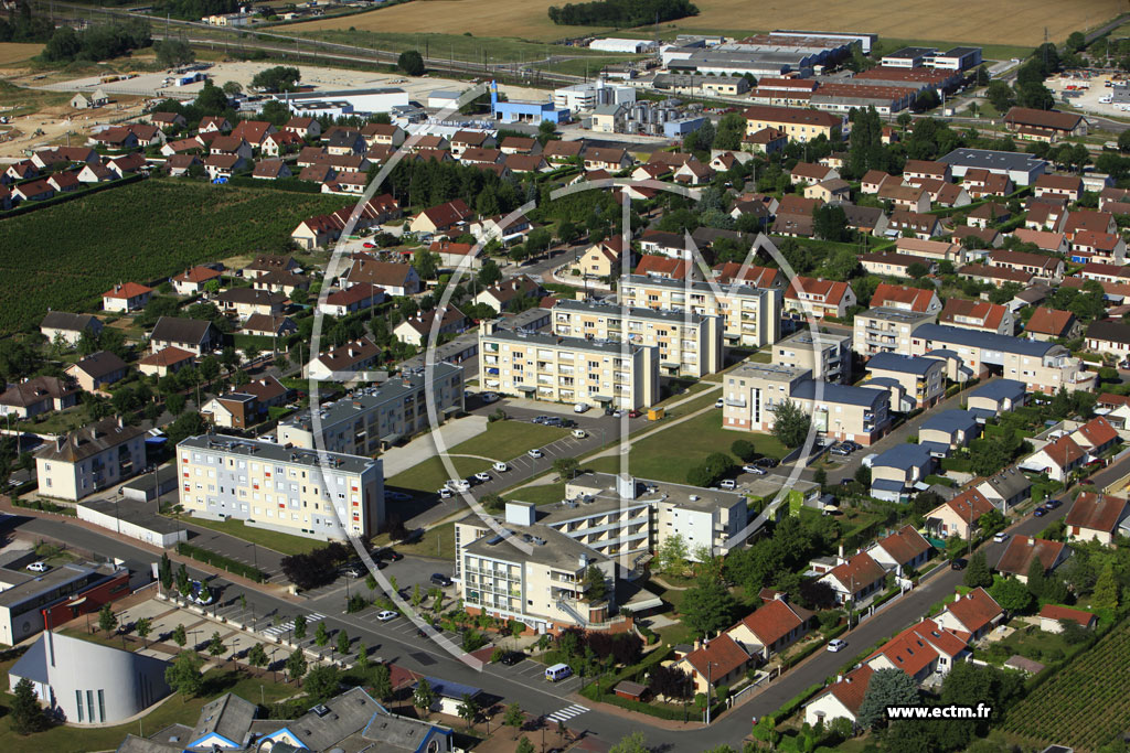 Photo arienne de Gevrey-Chambertin (La Justice)