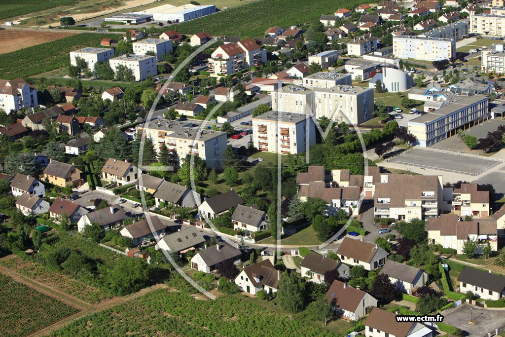Photo arienne de Gevrey-Chambertin (La Justice)