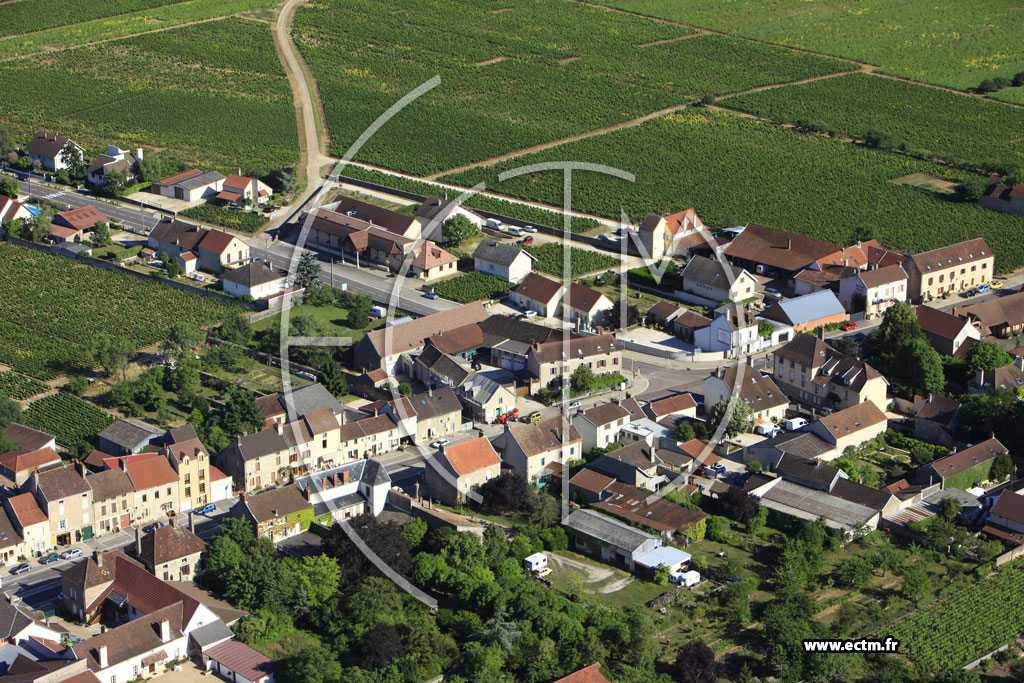 Photo arienne de Gevrey-Chambertin (Les Baraques de Gevrey-Chambertin)