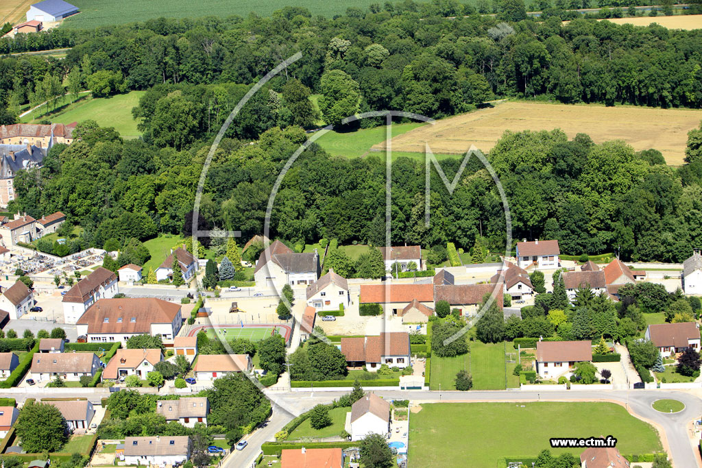 Photo arienne de Longecourt-en-Plaine
